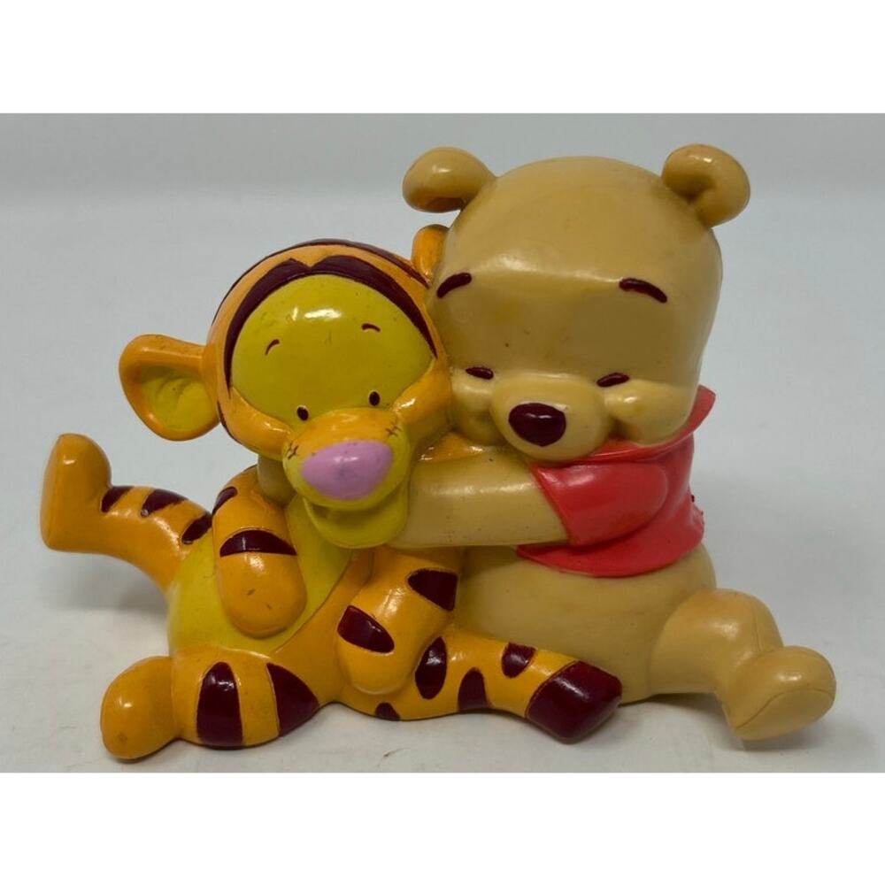 DecoPak Inc. Disney Baby Winnie the Pooh Hugging Baby Tigger the Tiger Figurine